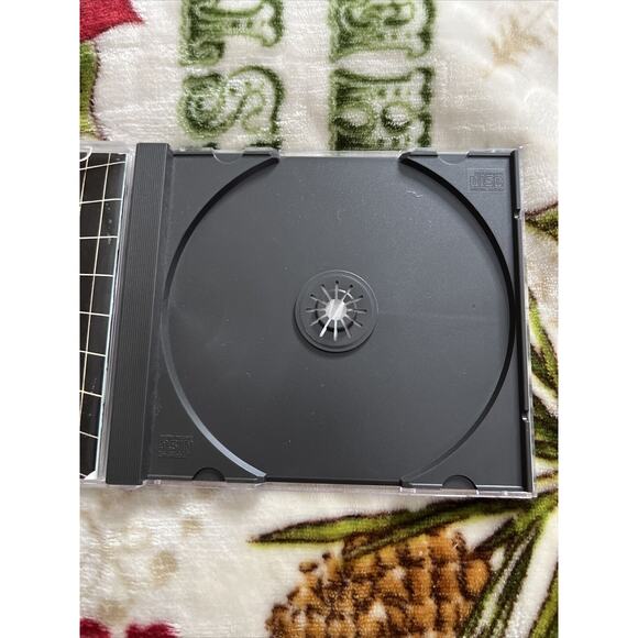 The Immaculate Collection by Madonna CD 1990 Warner Bros Vogue Pre-owned - Picture 4 of 5